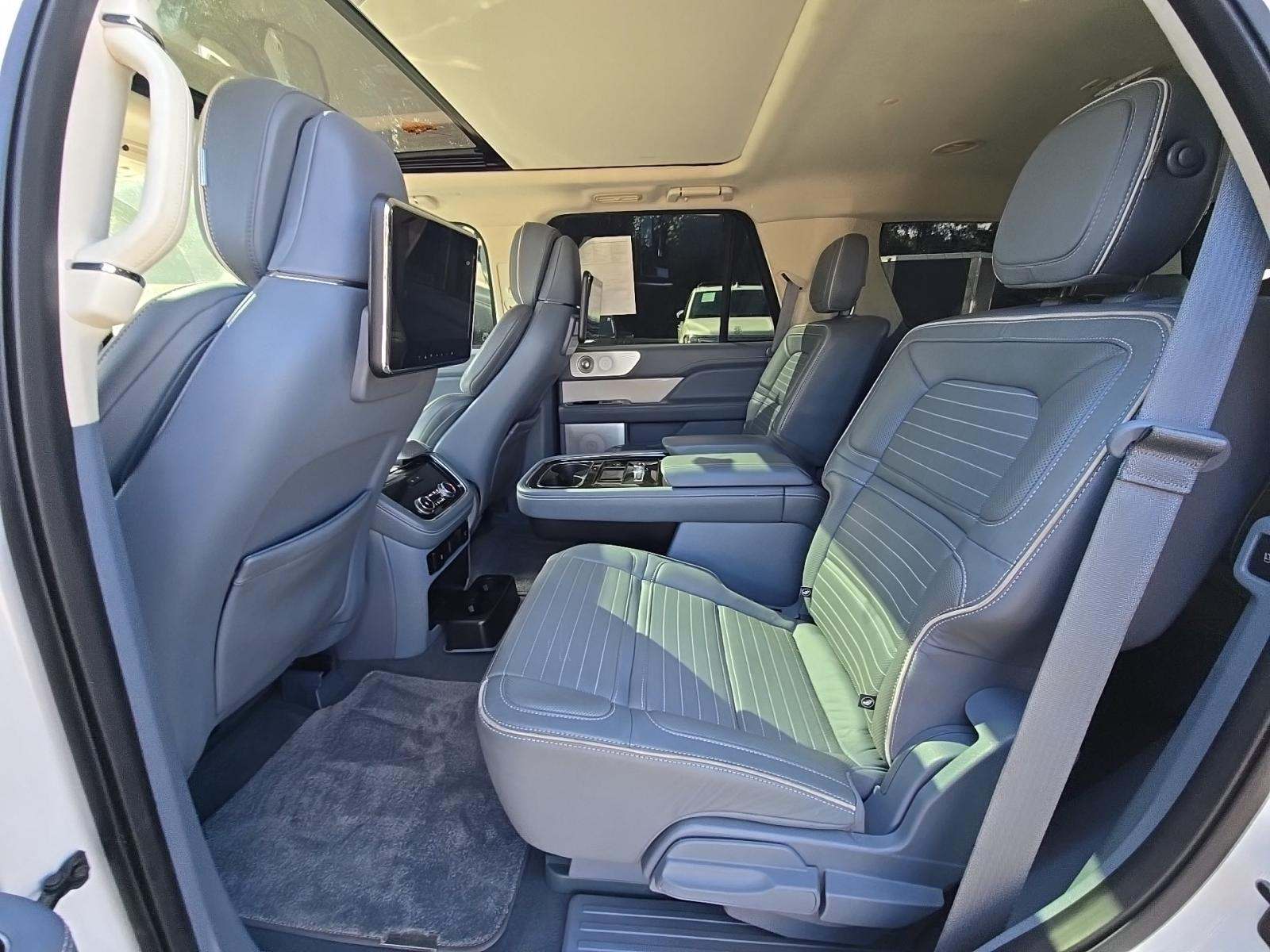 2018 Lincoln Navigator Black Label AWD