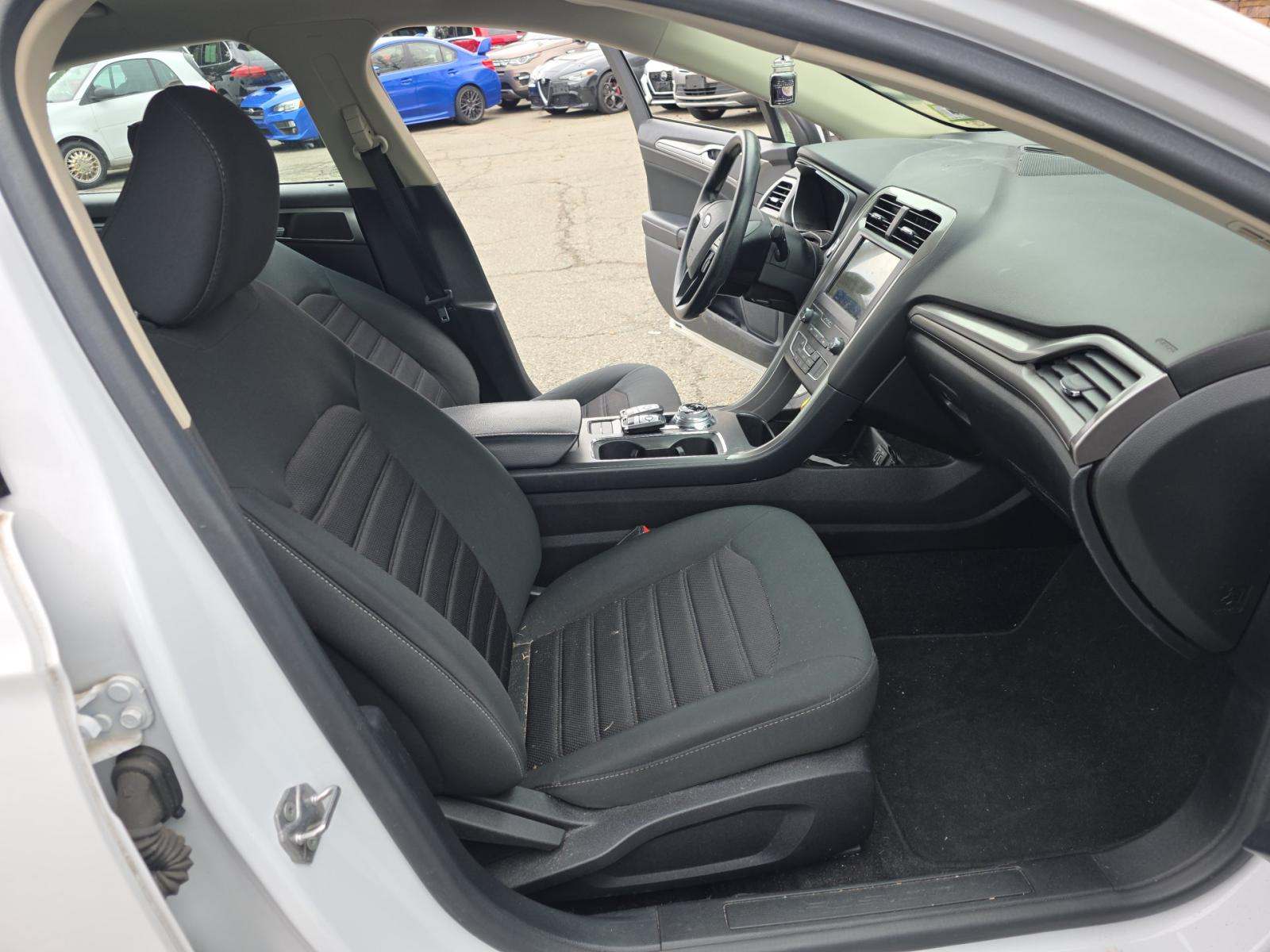 2020 Ford Fusion Hybrid SE FWD