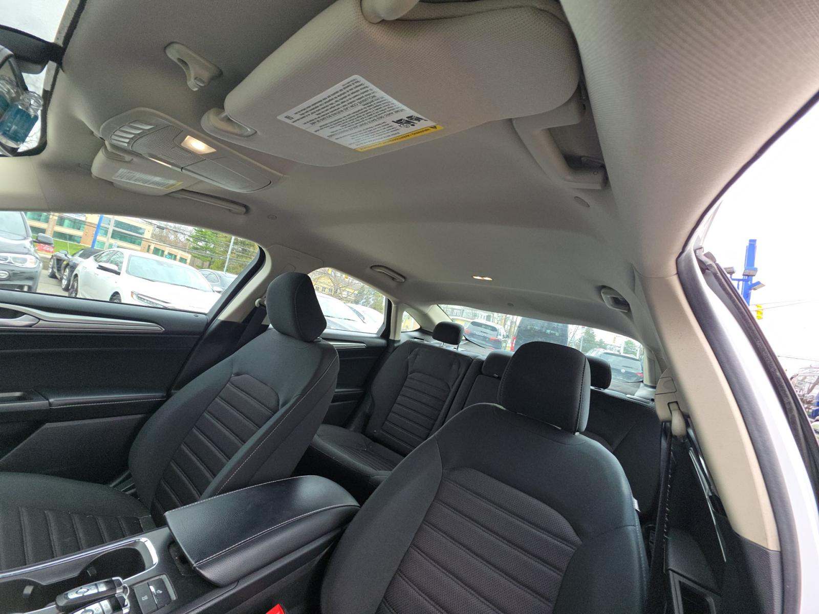 2020 Ford Fusion Hybrid SE FWD