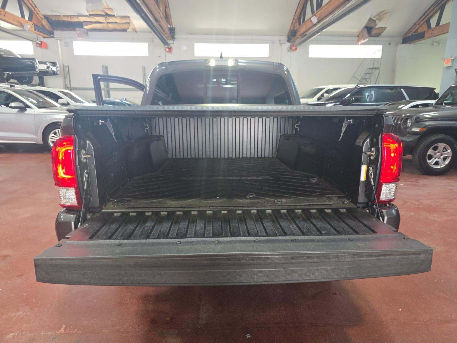 2016 Toyota Tacoma SR RWD