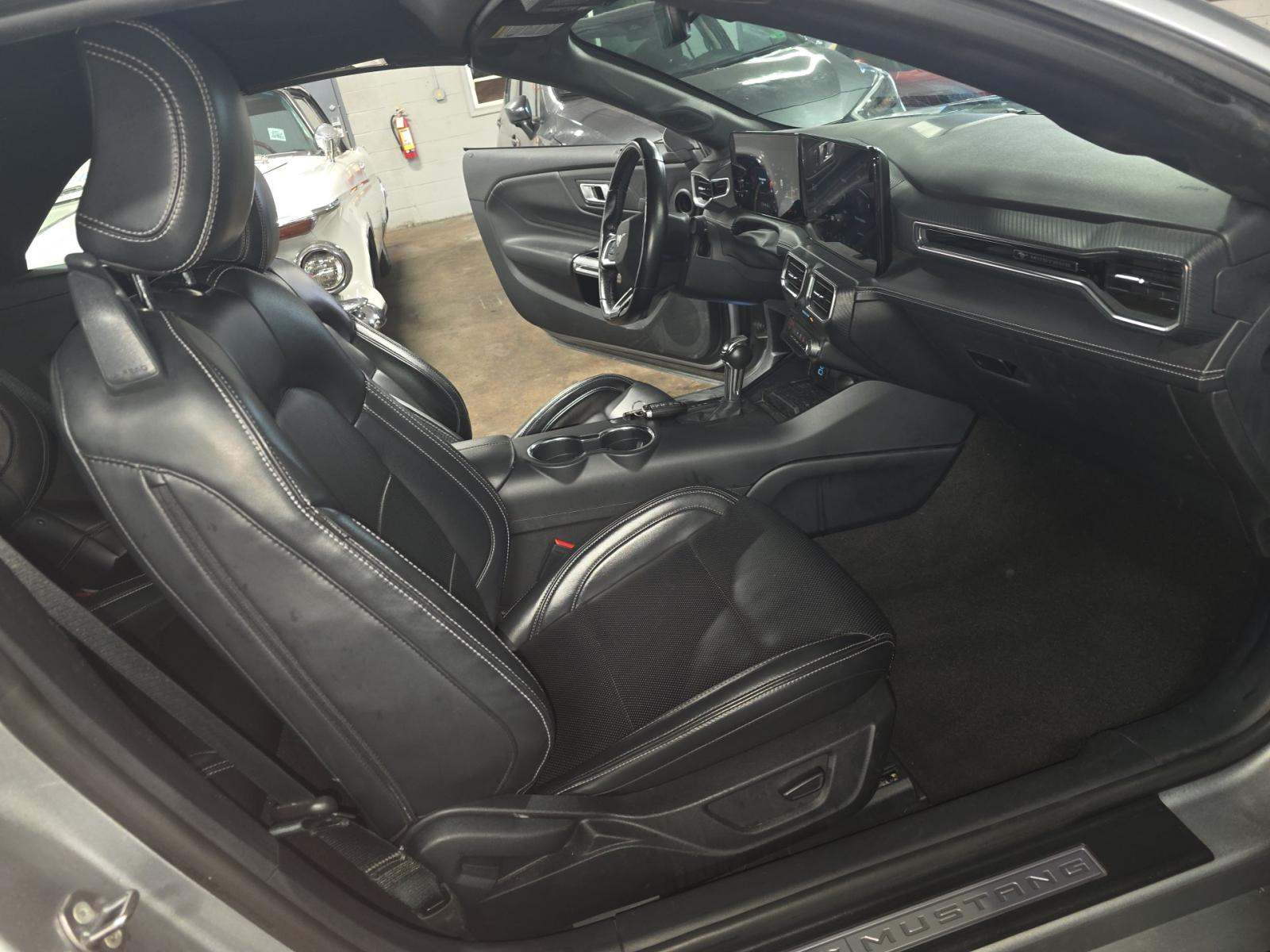 2024 Ford Mustang EcoBoost Premium RWD