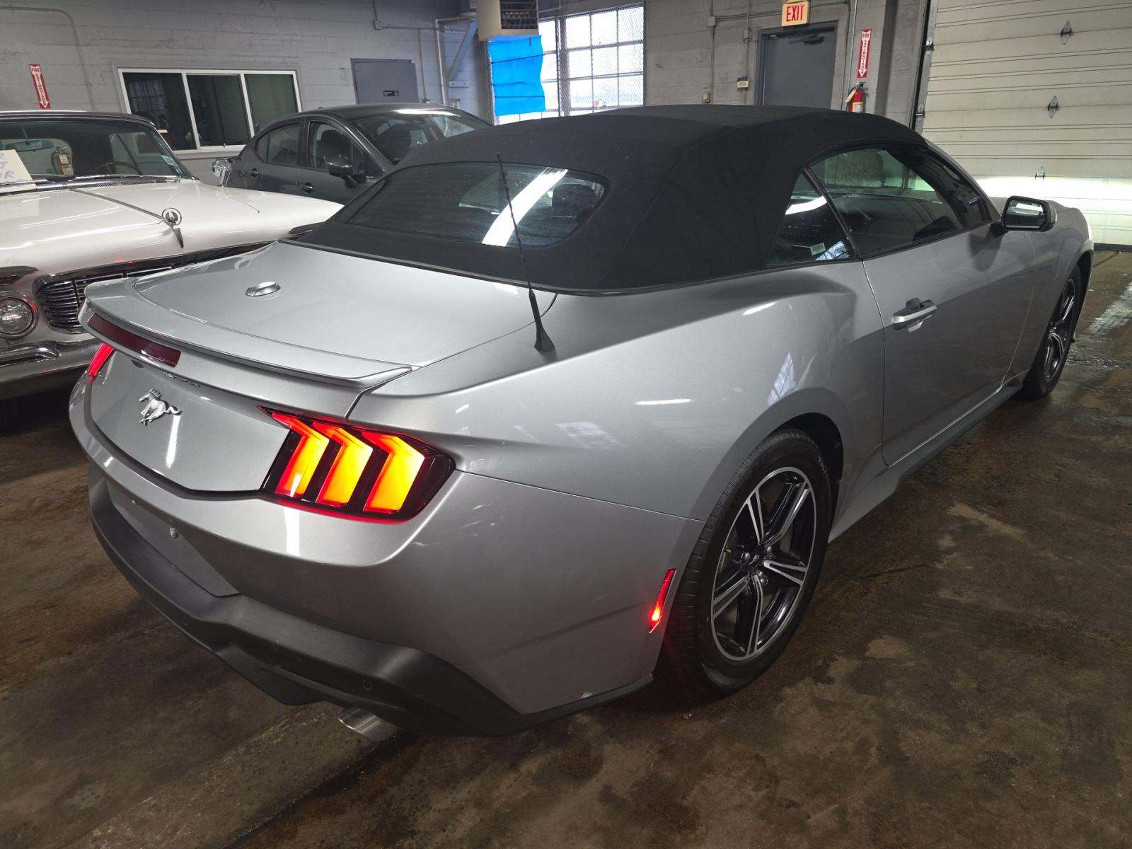 2024 Ford Mustang EcoBoost Premium RWD