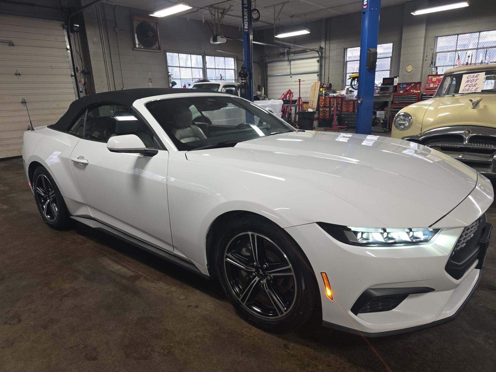 2024 Ford Mustang EcoBoost Premium RWD