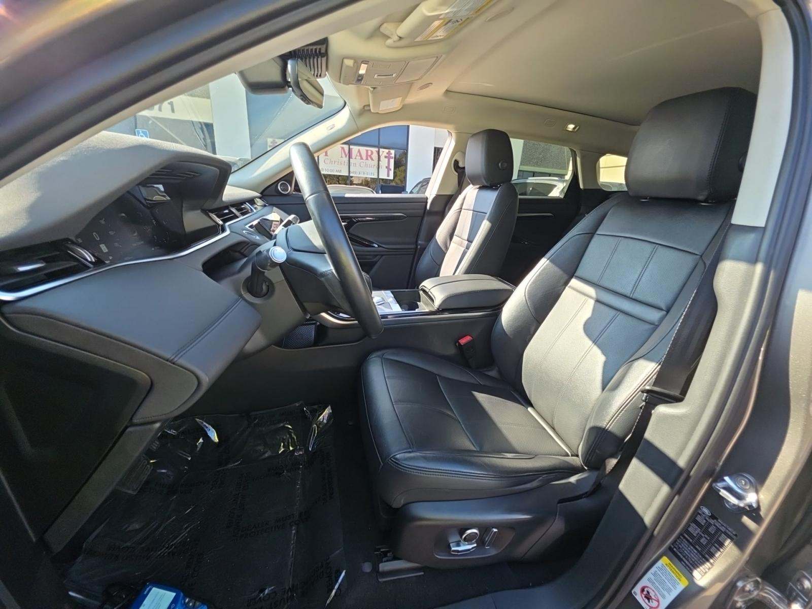 2022 Land Rover Range Rover Evoque SE AWD