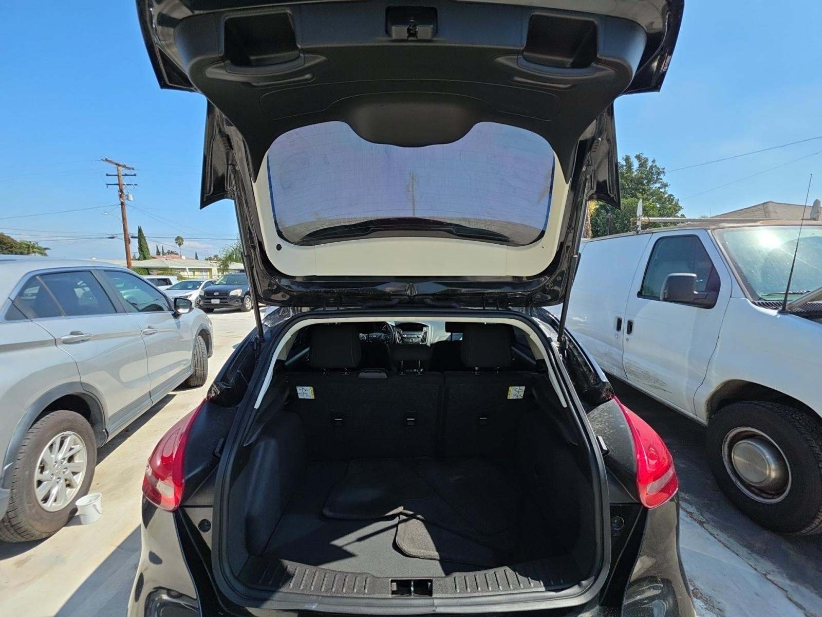 2018 Ford Focus SE FWD