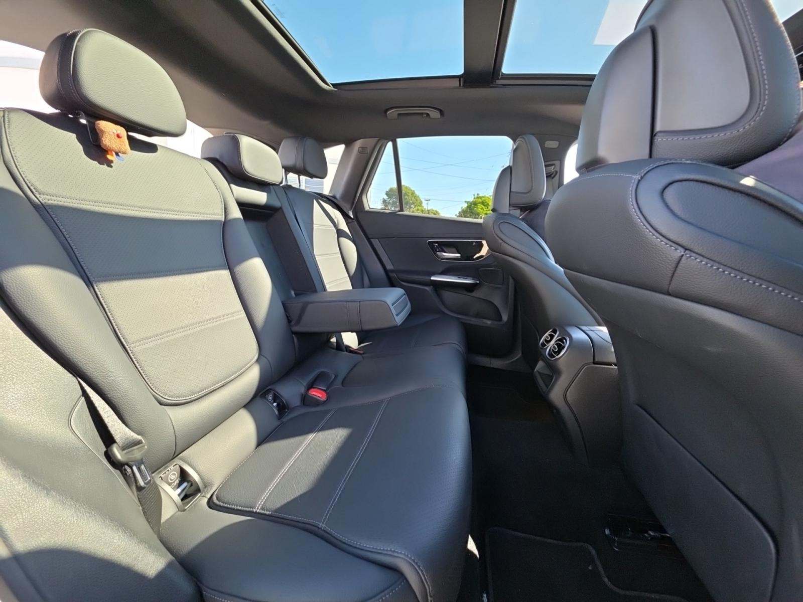 2024 Mercedes-Benz GLC GLC 300 RWD