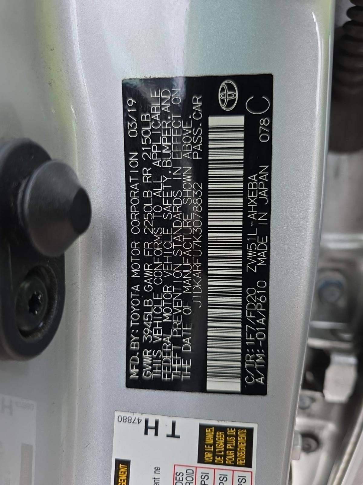 2019 Toyota Prius LE FWD