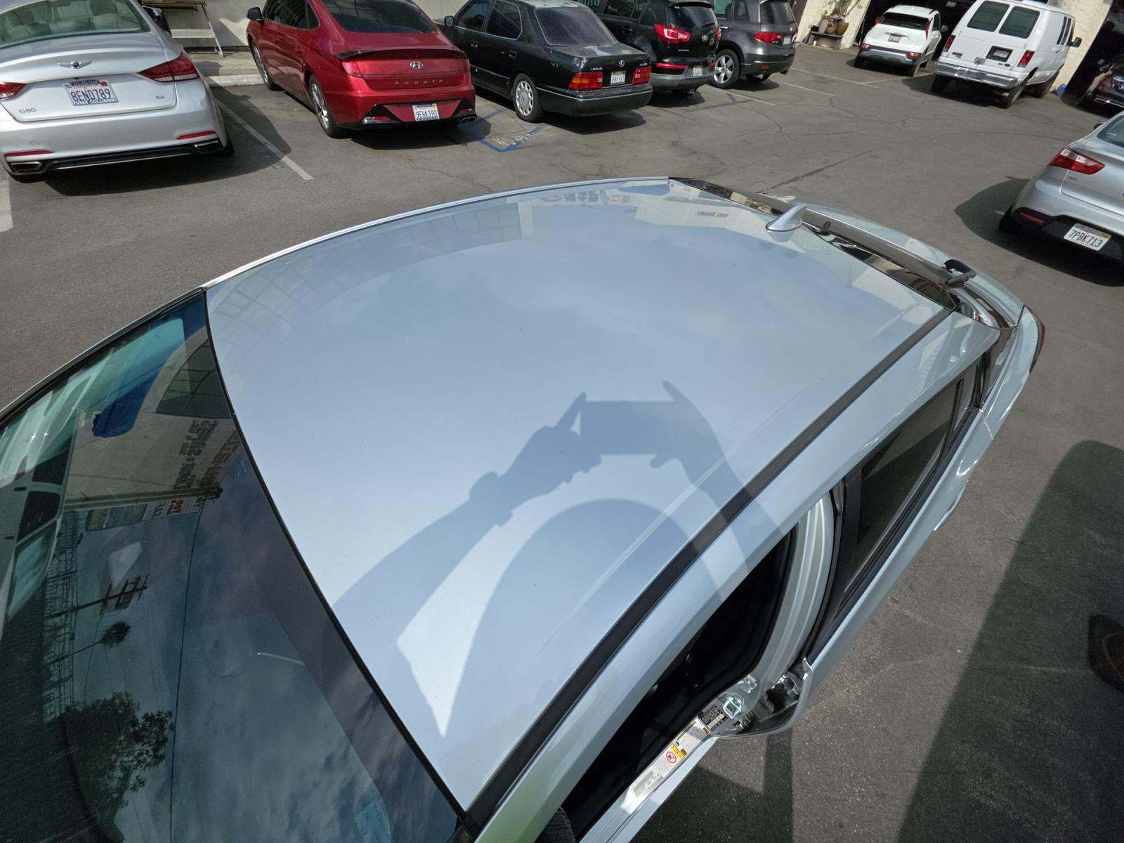 2019 Toyota Prius LE FWD