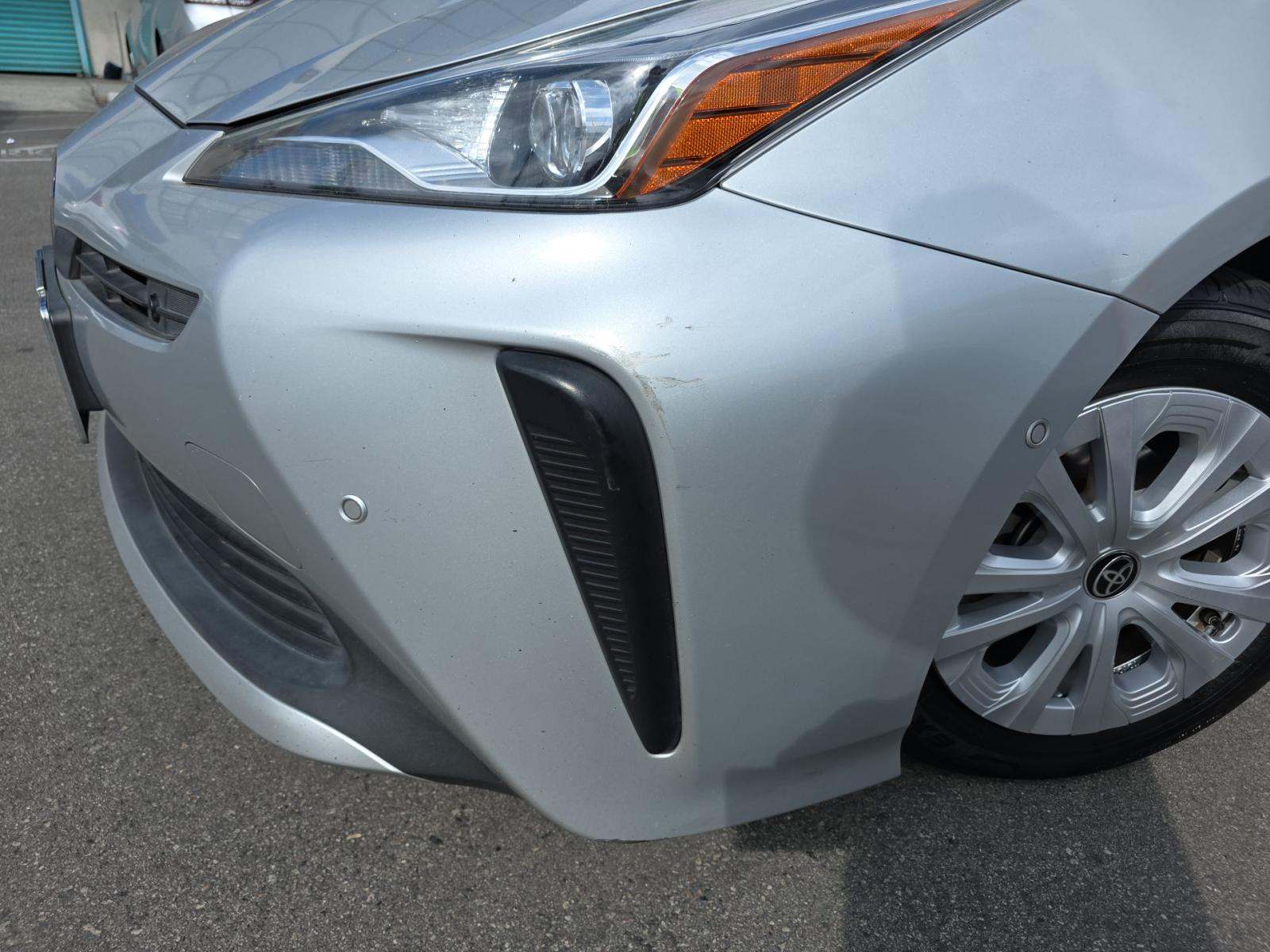 2019 Toyota Prius LE FWD