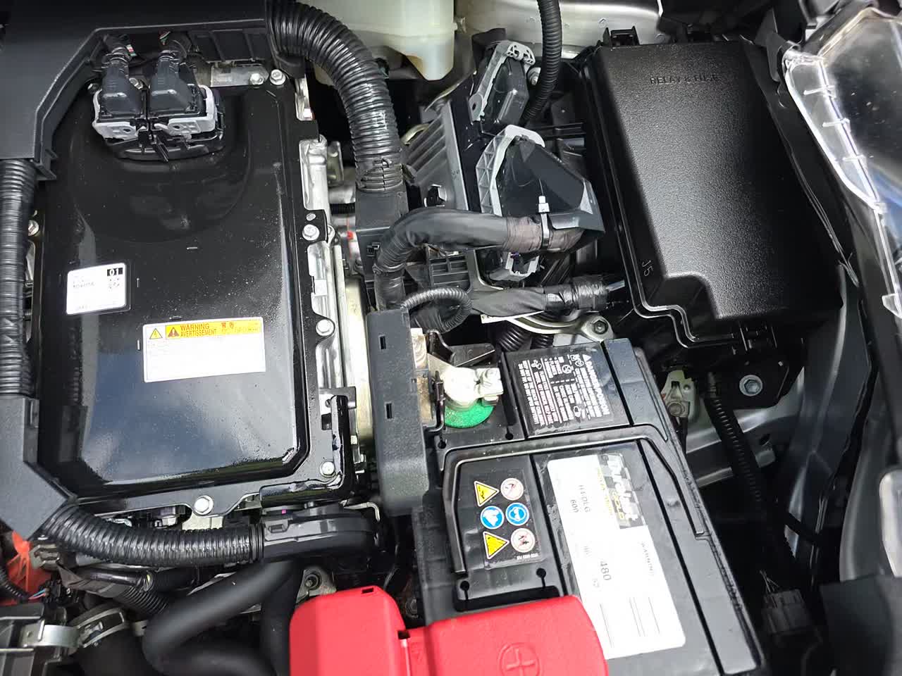 2019 Toyota Prius LE FWD