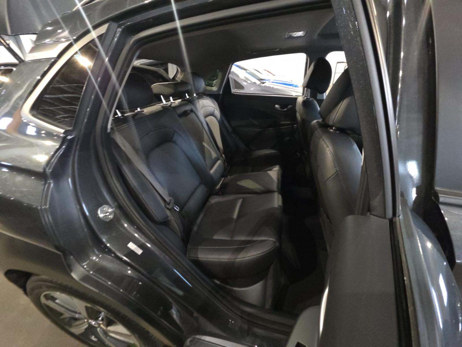 2021 Hyundai Kona Ultimate FWD