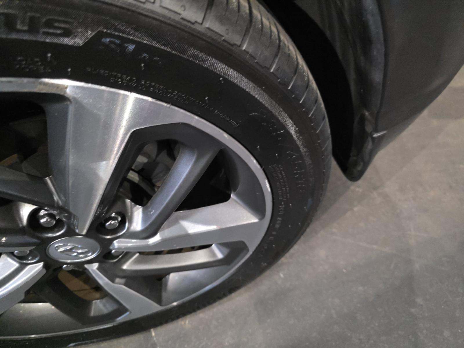 2021 Hyundai Kona Ultimate FWD