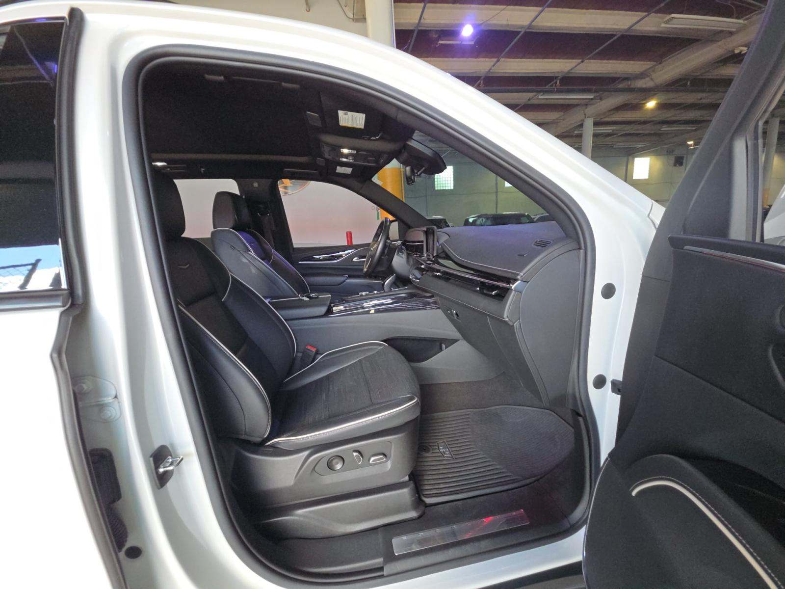 2022 Cadillac Escalade Sport AWD