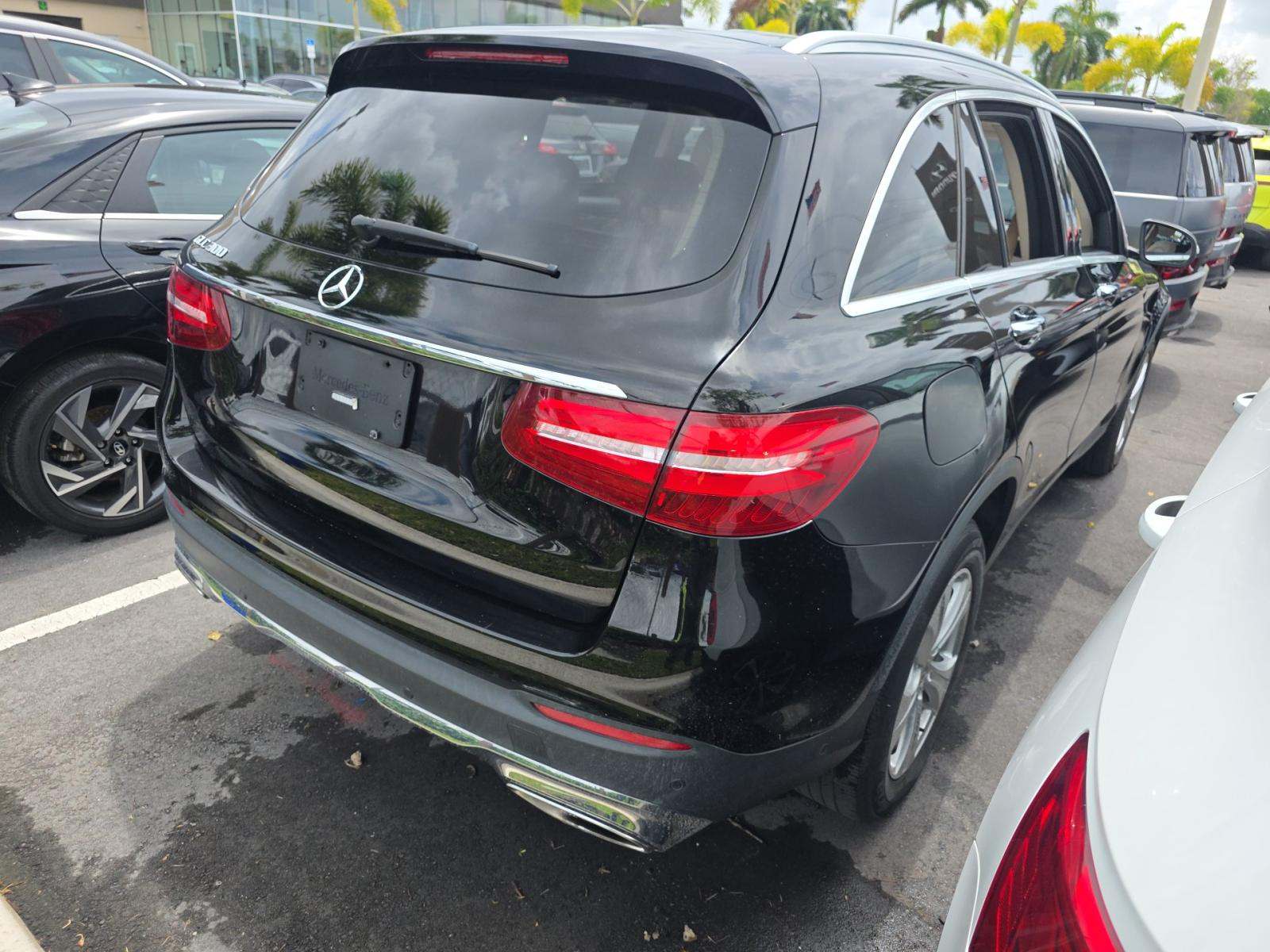2018 Mercedes-Benz GLC GLC 300 RWD