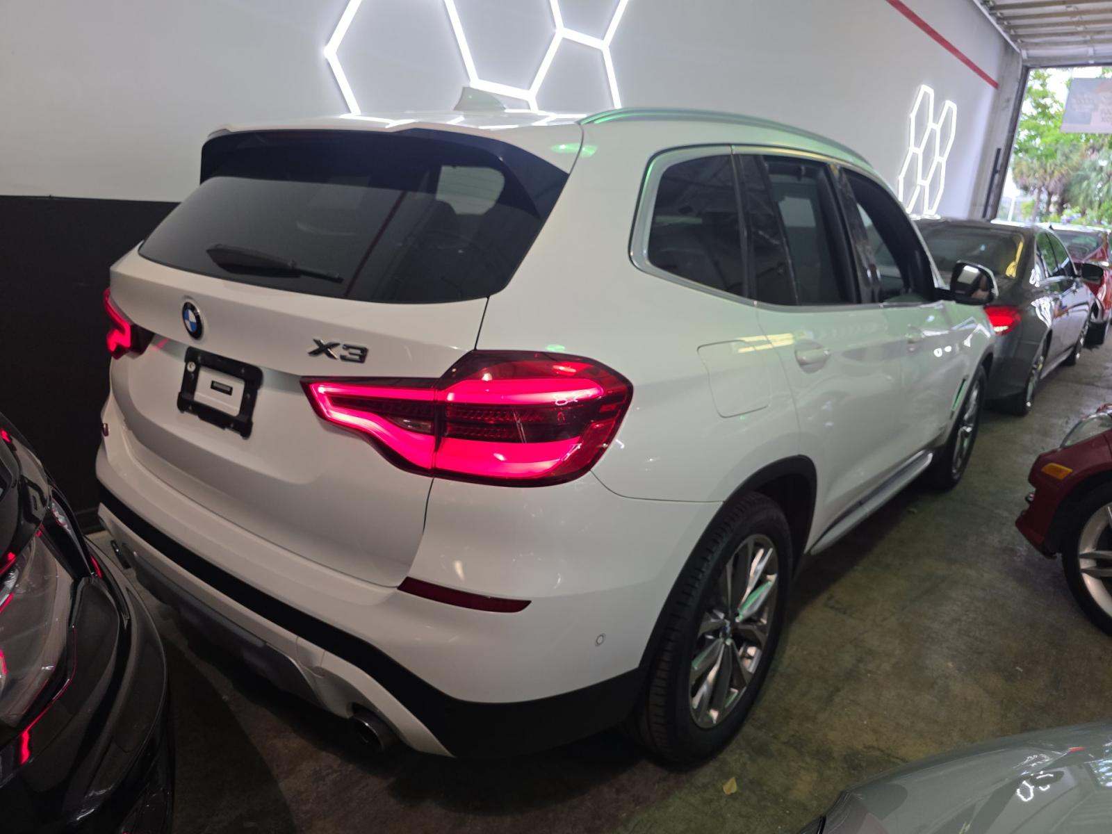 2018 BMW X3 xDrive30i AWD