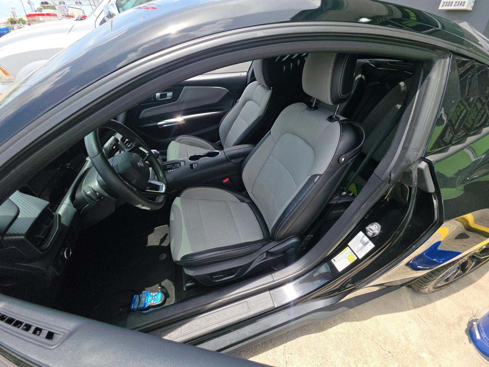 2024 Ford Mustang EcoBoost RWD