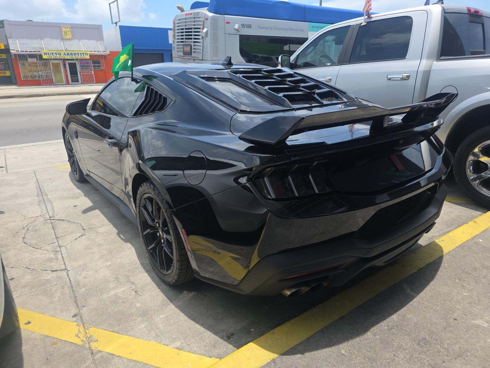 2024 Ford Mustang EcoBoost RWD
