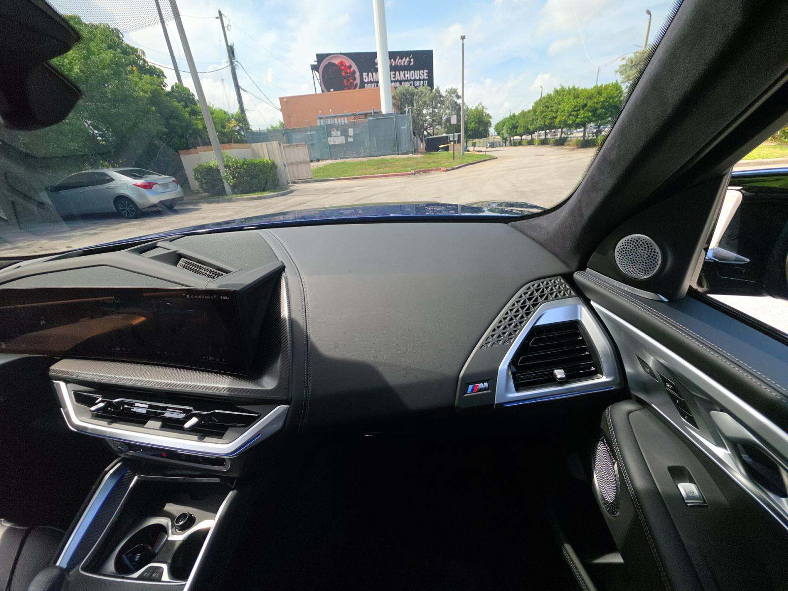 2025 BMW XM Base AWD