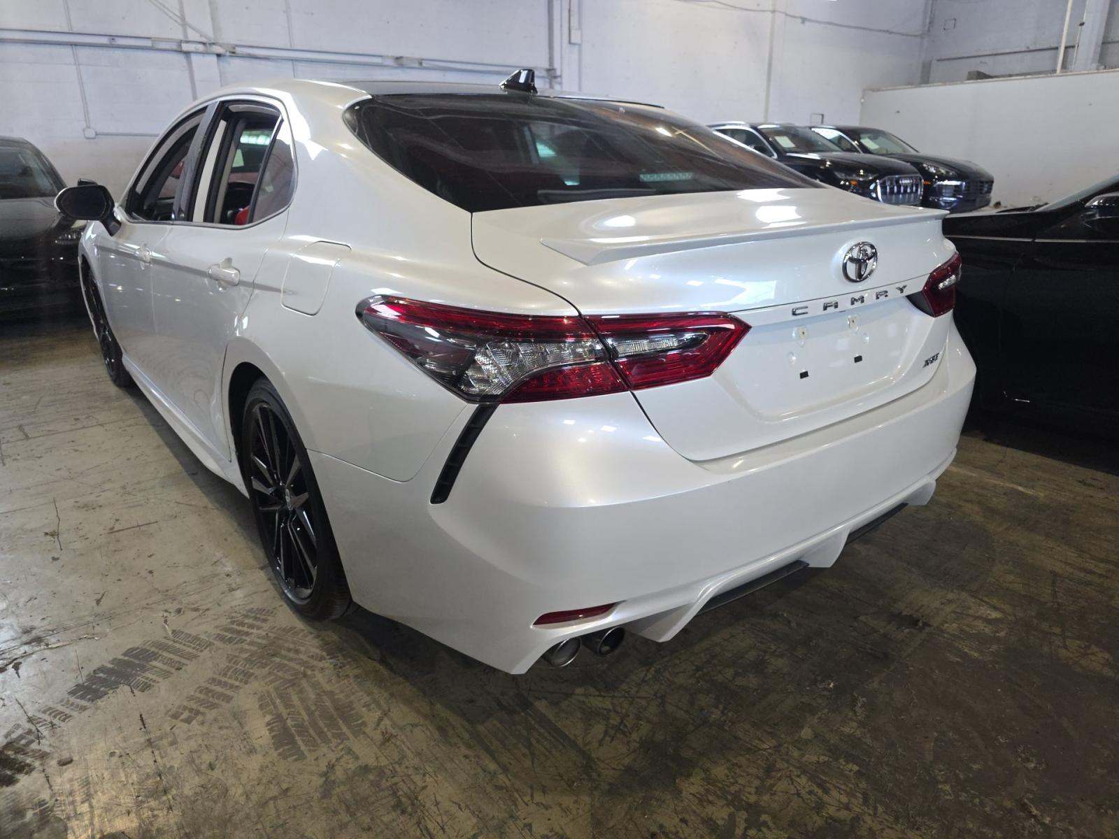 TOYOTA CAMRY - 2