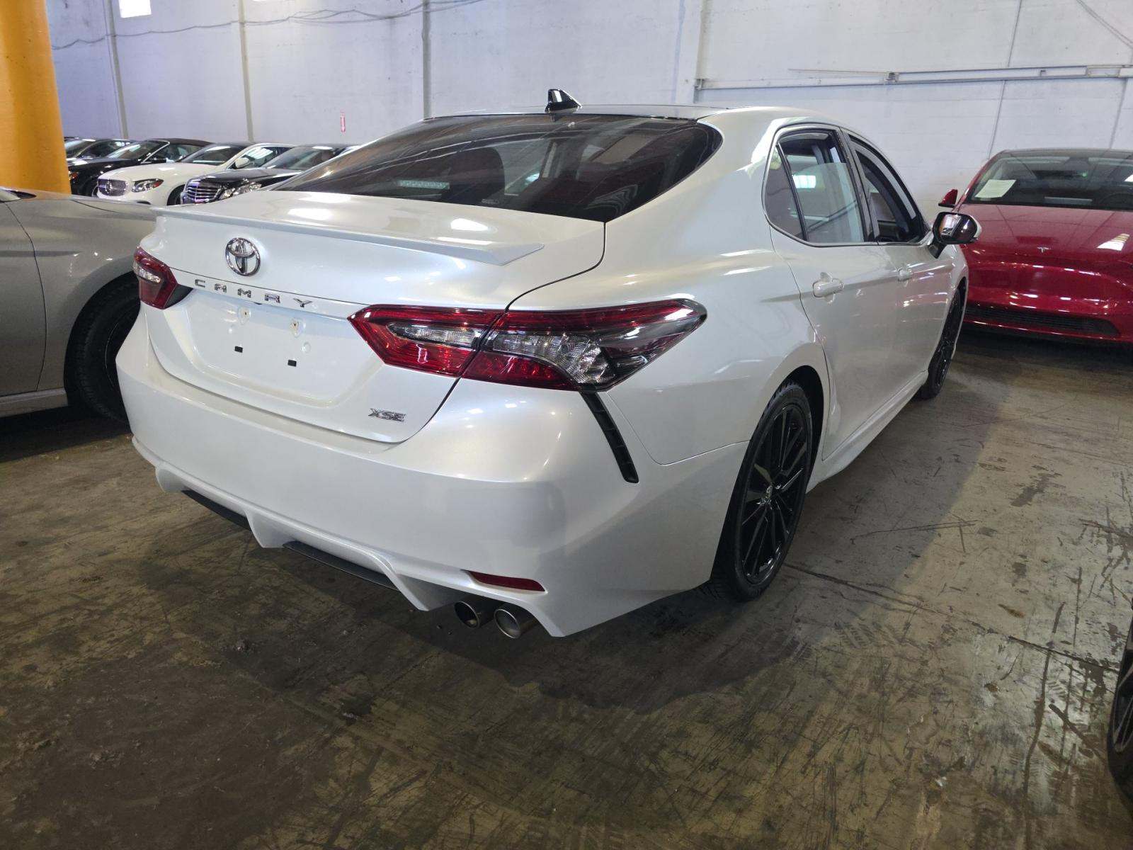 TOYOTA CAMRY - 3