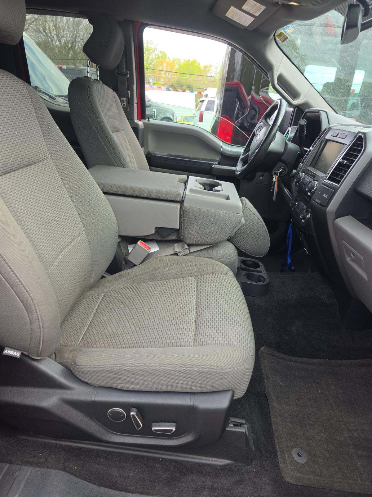 2015 Ford F-150 XLT AWD