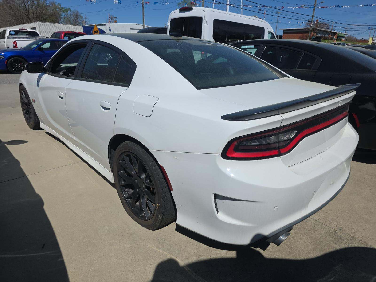 DODGE CHALLENGER - 2