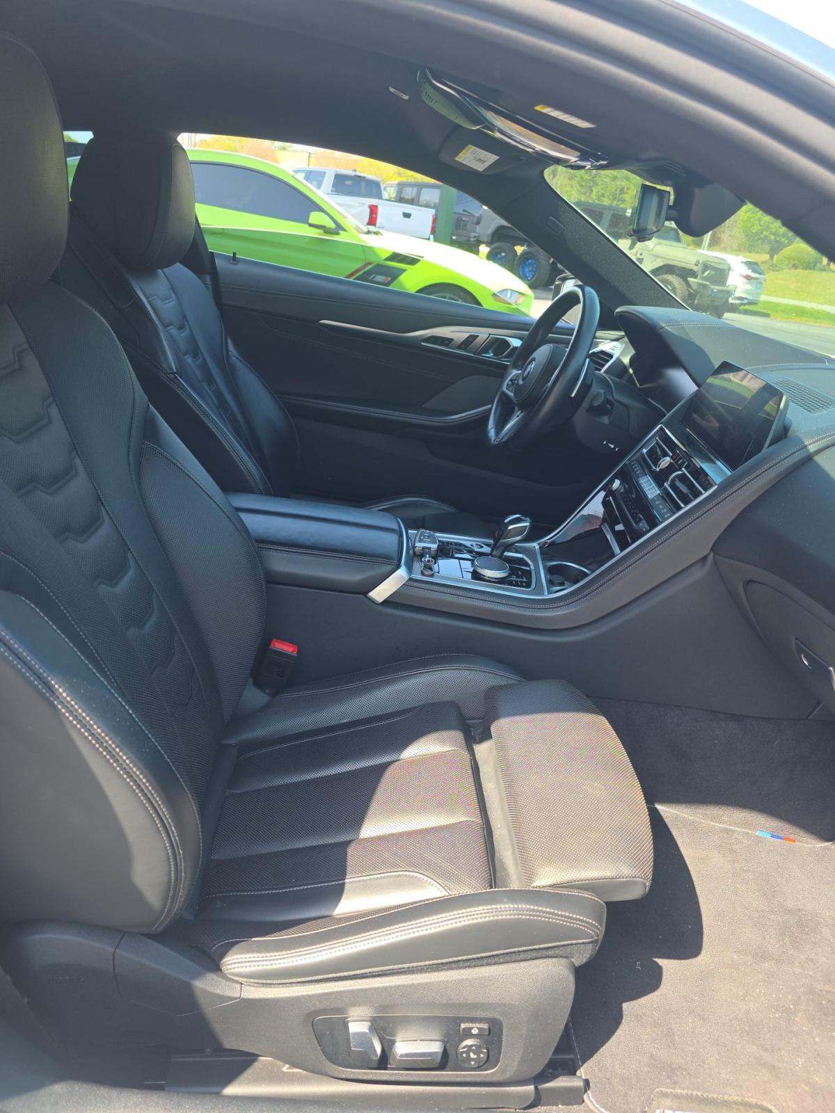 2022 BMW 8 Series M850i xDrive AWD