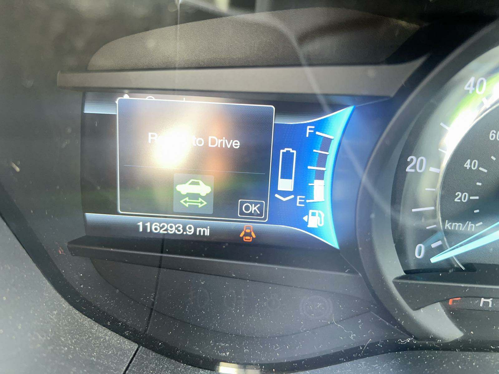 2014 Ford Fusion Hybrid Titanium FWD