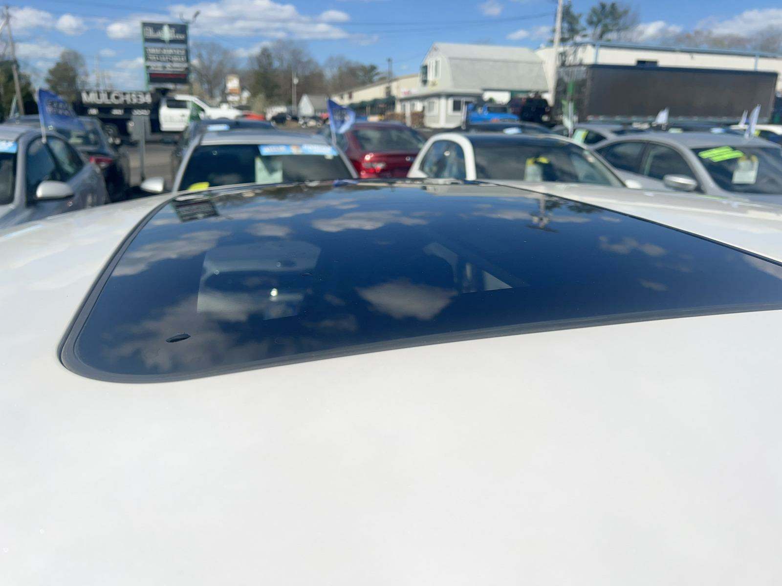 2014 Ford Fusion Hybrid Titanium FWD