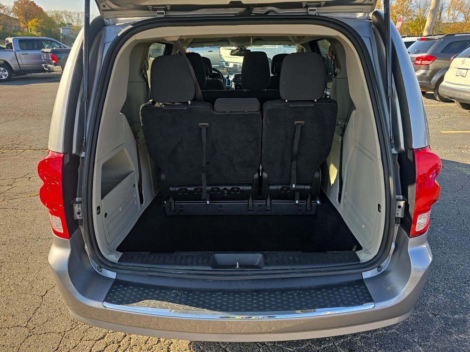2019 Dodge Grand Caravan SE FWD