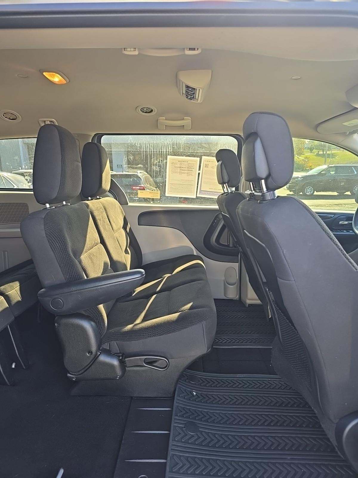 2019 Dodge Grand Caravan SE FWD