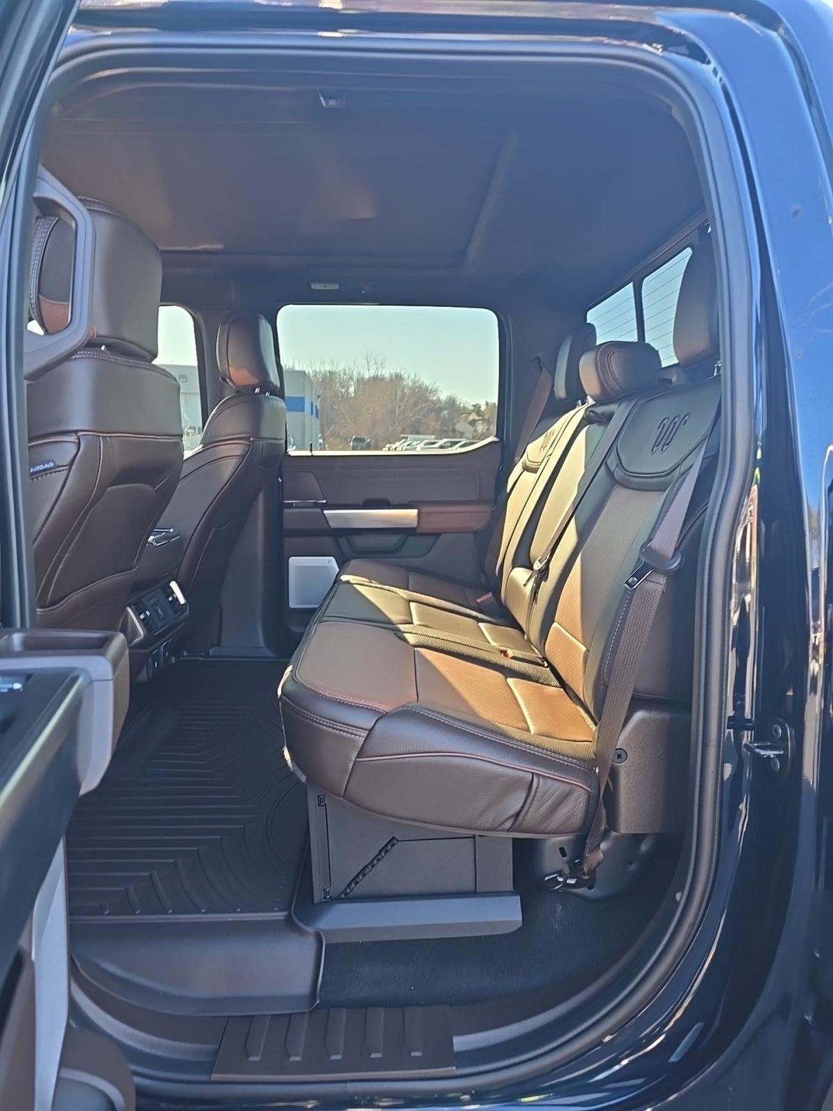 2025 Ford F-150 Hybrid King Ranch AWD