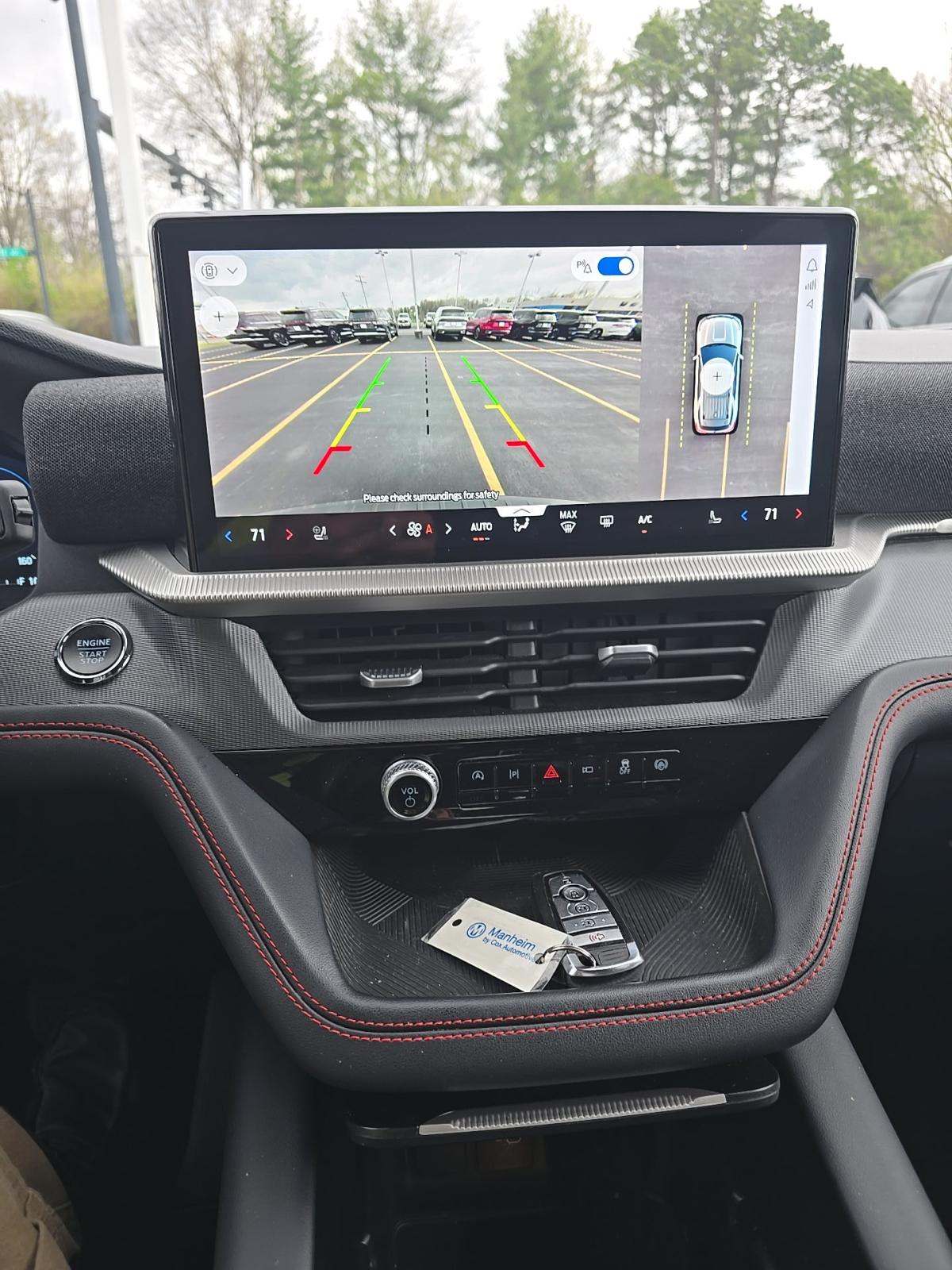 2025 Ford Explorer ST-Line AWD