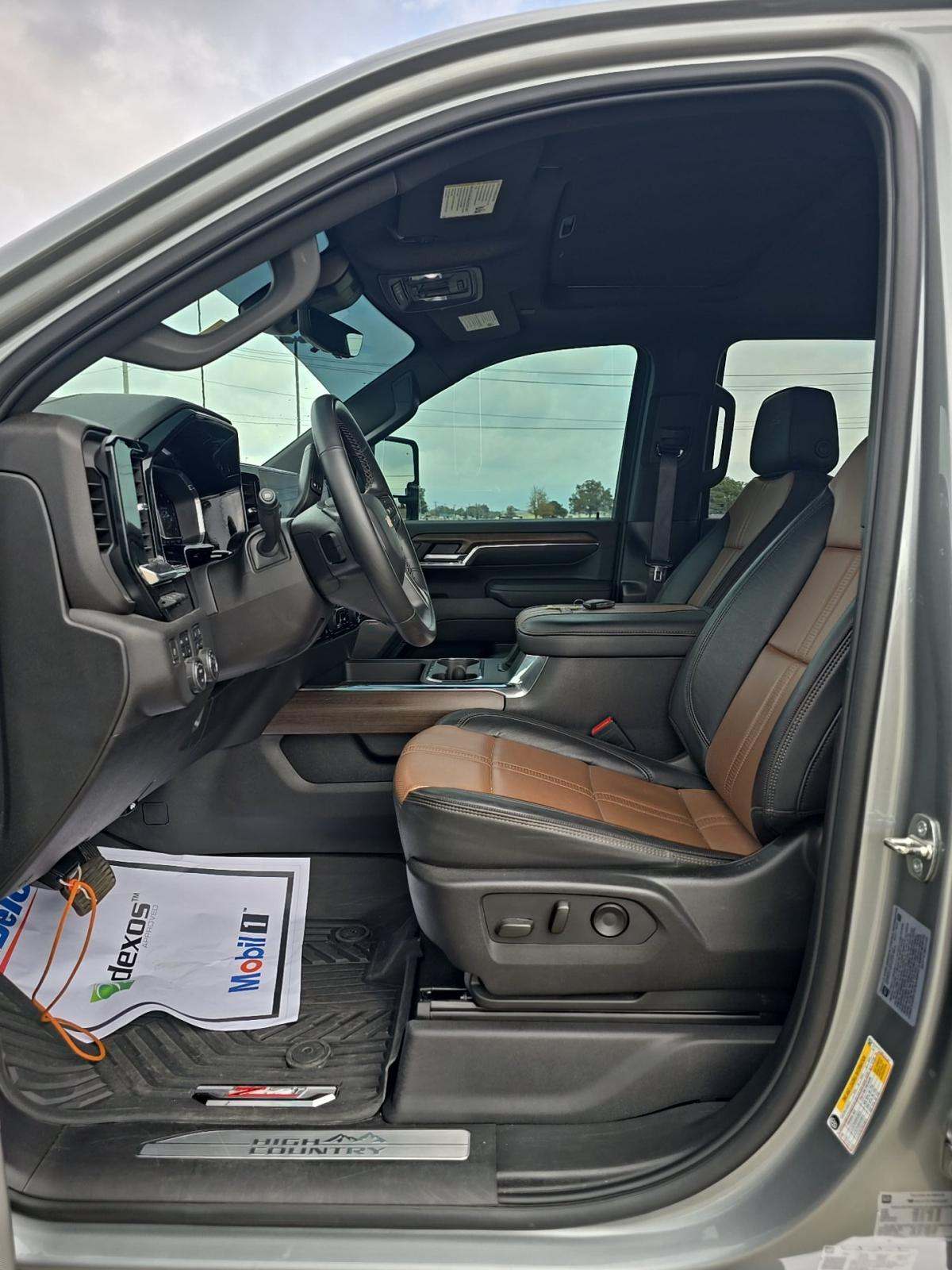 2024 Chevrolet Silverado 3500HD High Country AWD