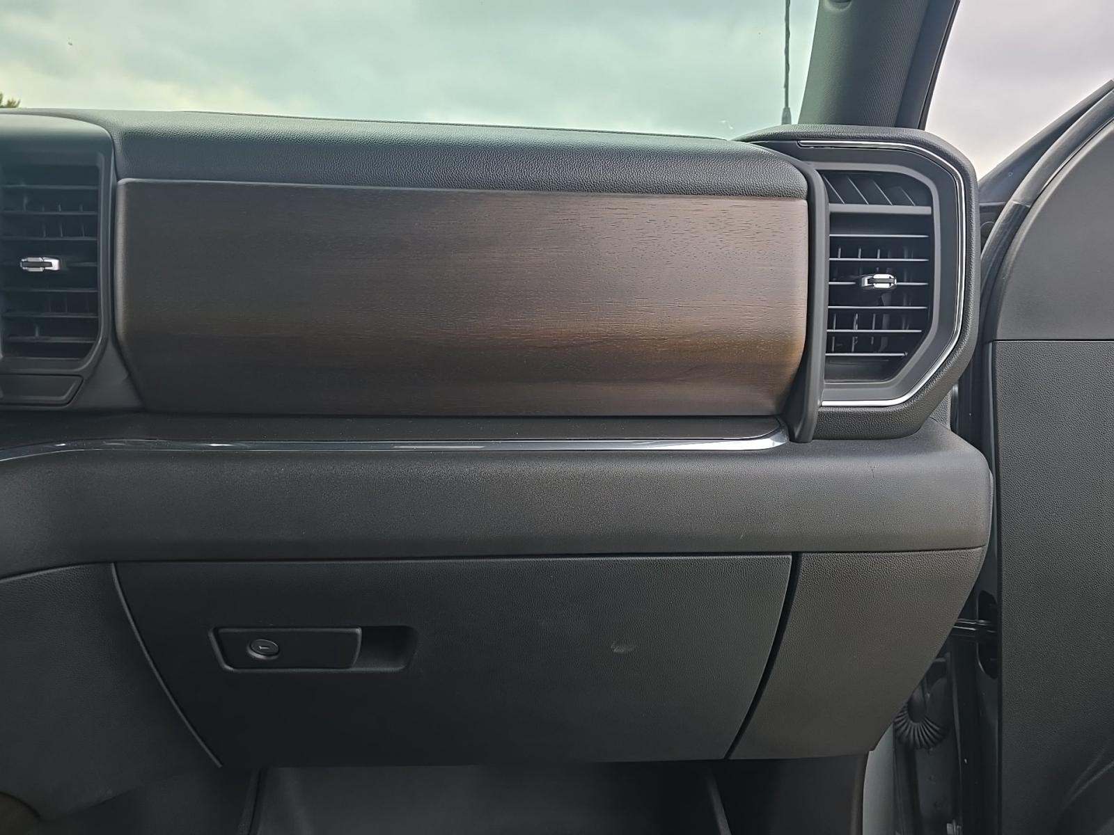 2024 Chevrolet Silverado 3500HD High Country AWD