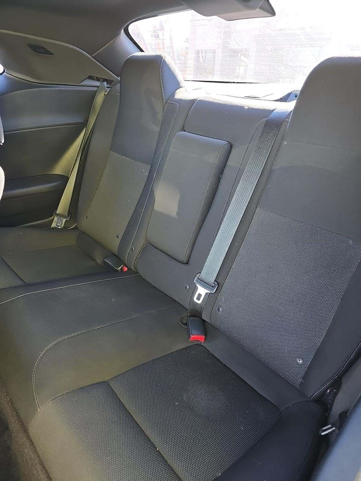 2016 Dodge Challenger R/T Shaker RWD