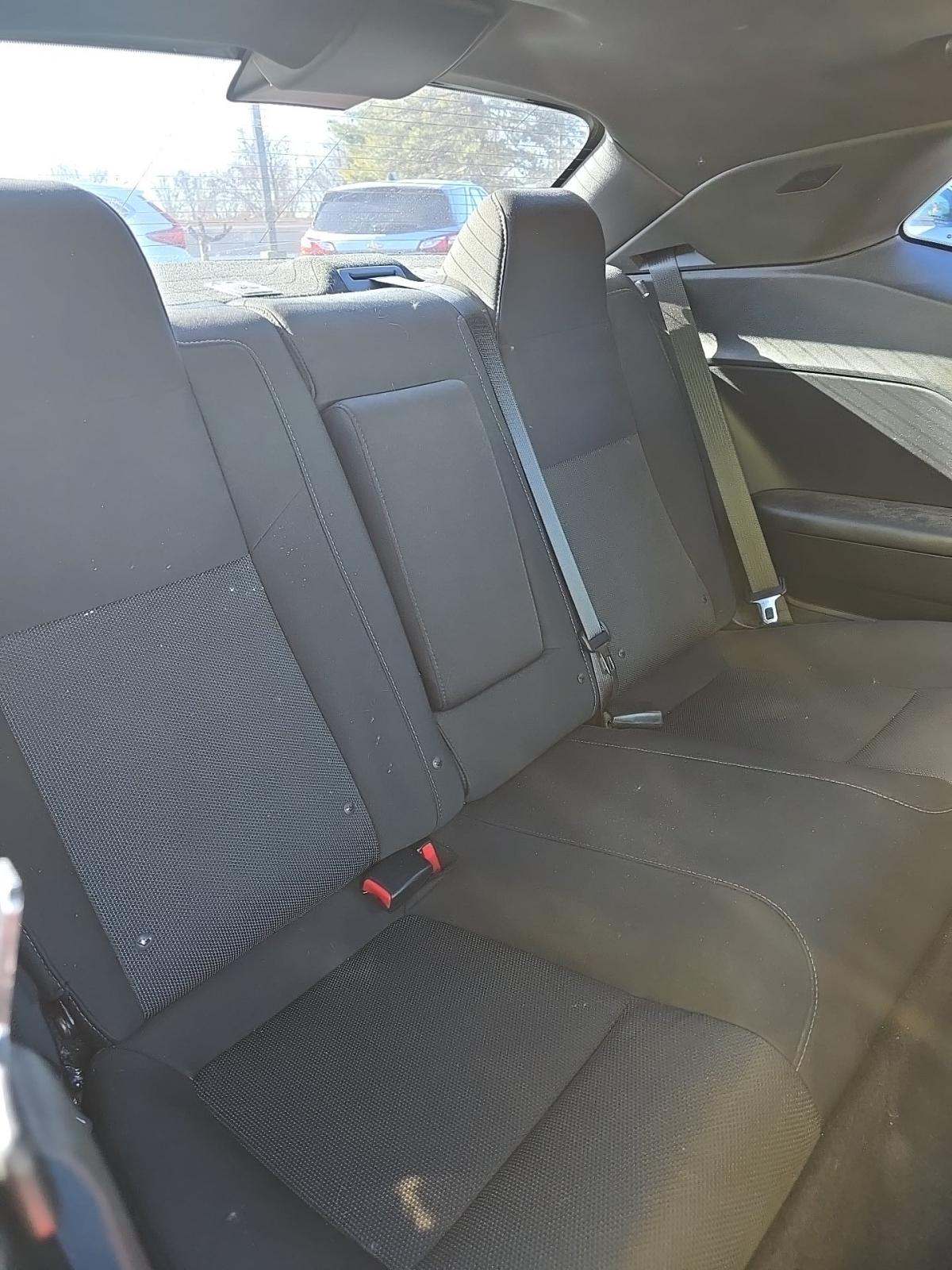 2016 Dodge Challenger R/T Shaker RWD