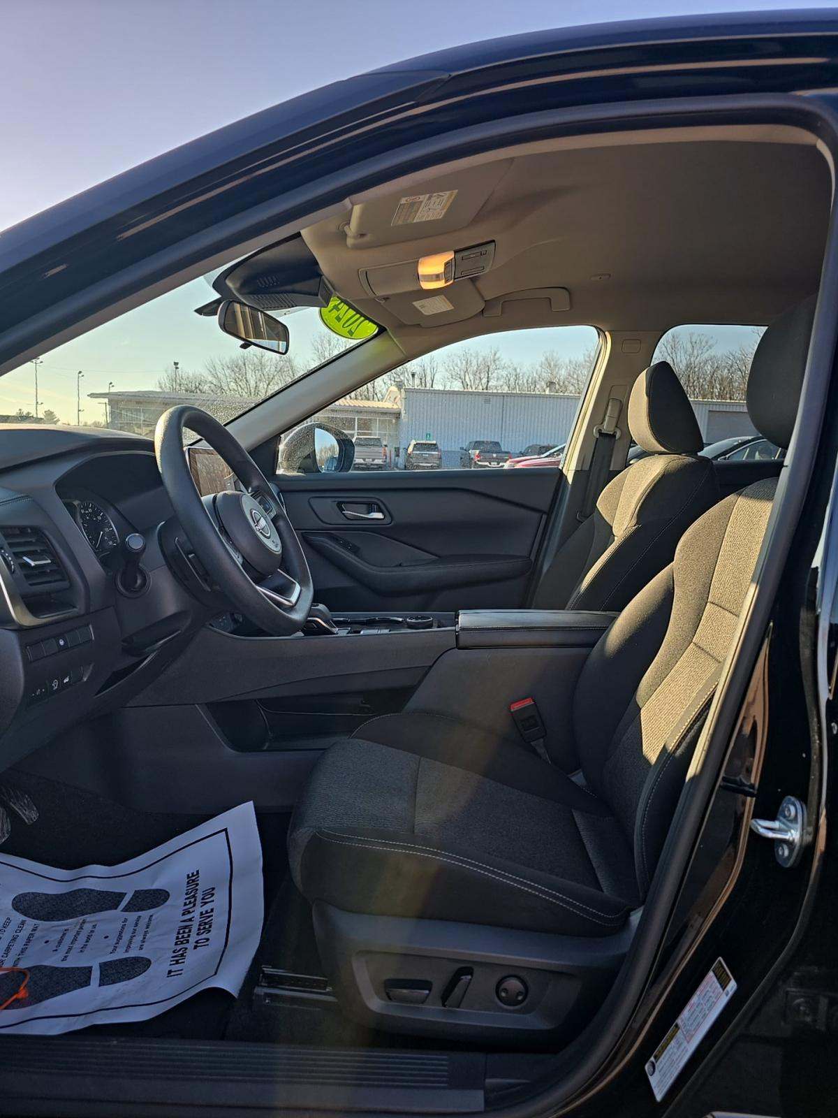 2024 Nissan Rogue SV AWD