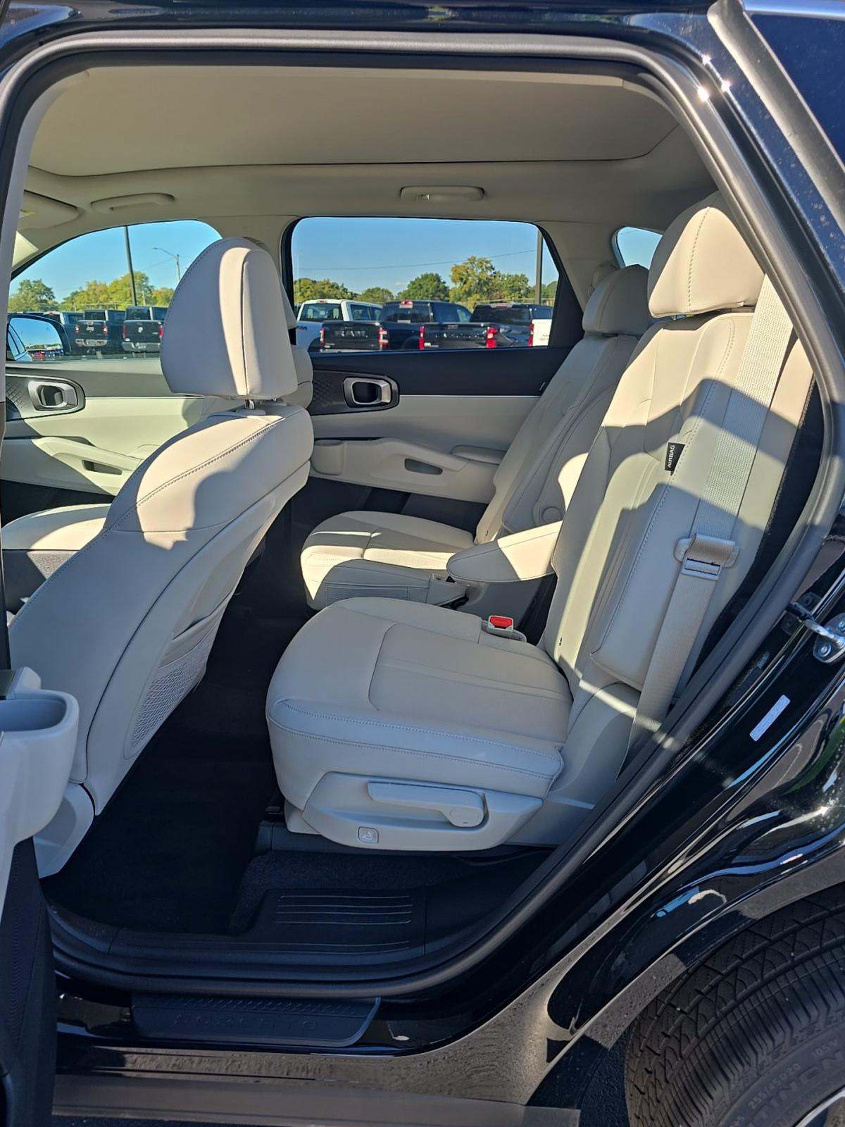 2025 Kia Sorento EX AWD