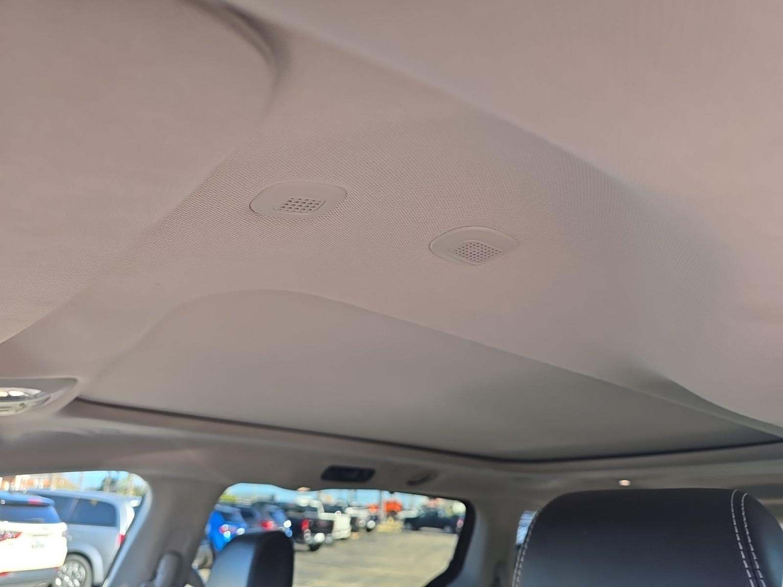 2023 Chrysler Pacifica Limited FWD