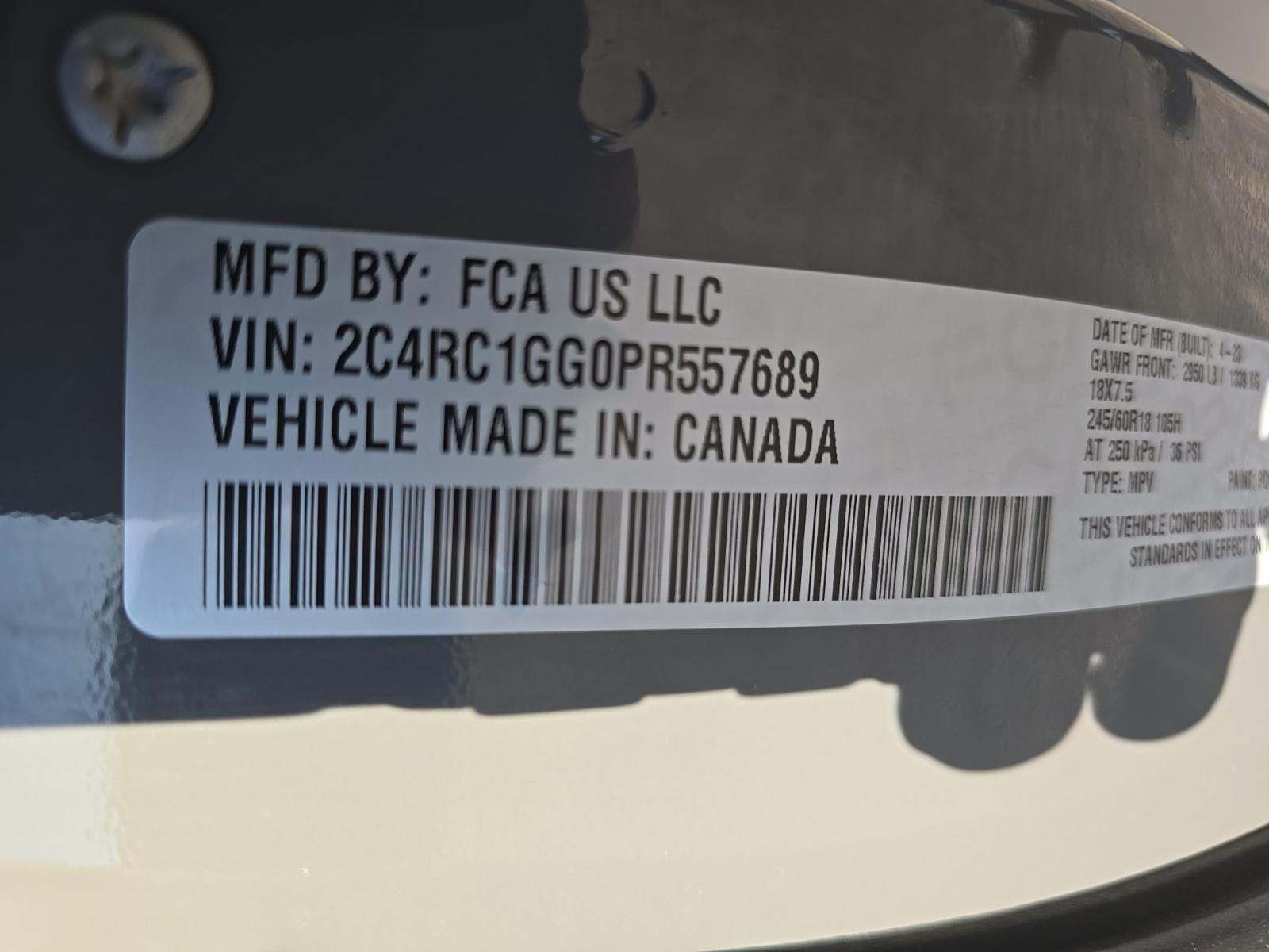 2023 Chrysler Pacifica Limited FWD