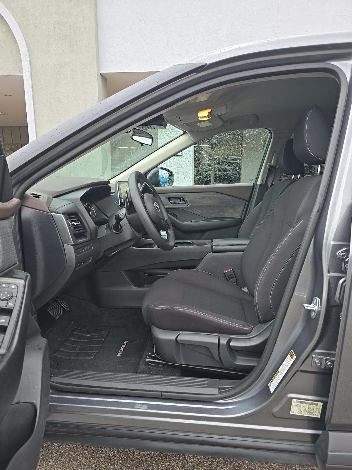 2023 Nissan Rogue S FWD