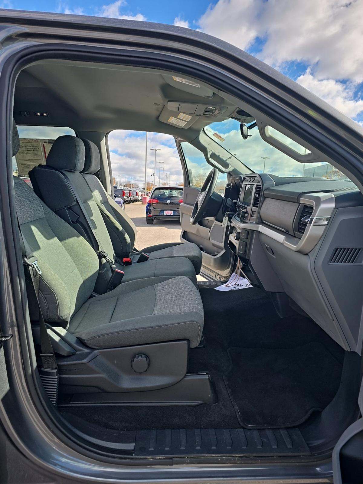 2023 Ford F-150 XLT AWD