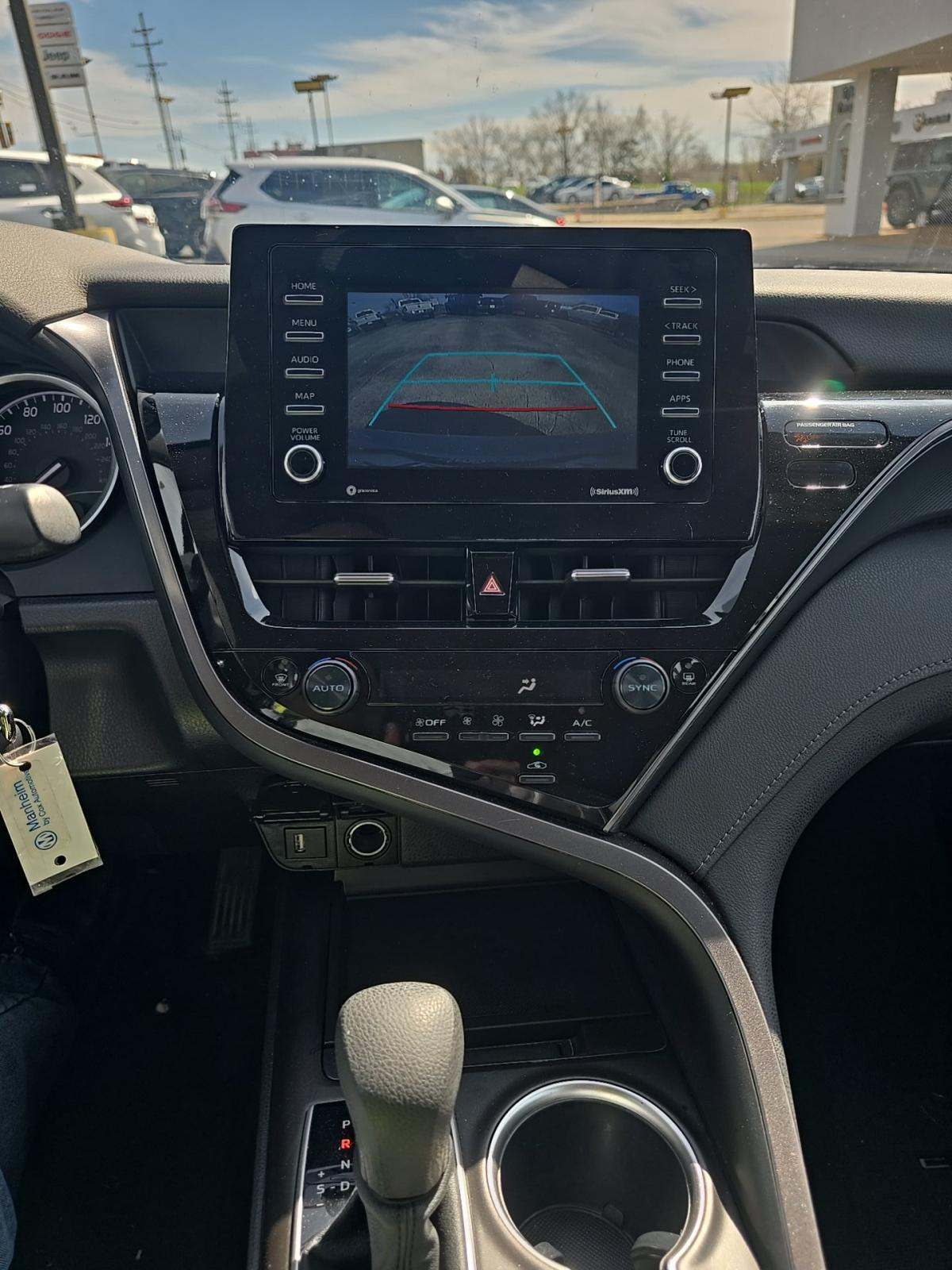 2023 Toyota Camry LE FWD