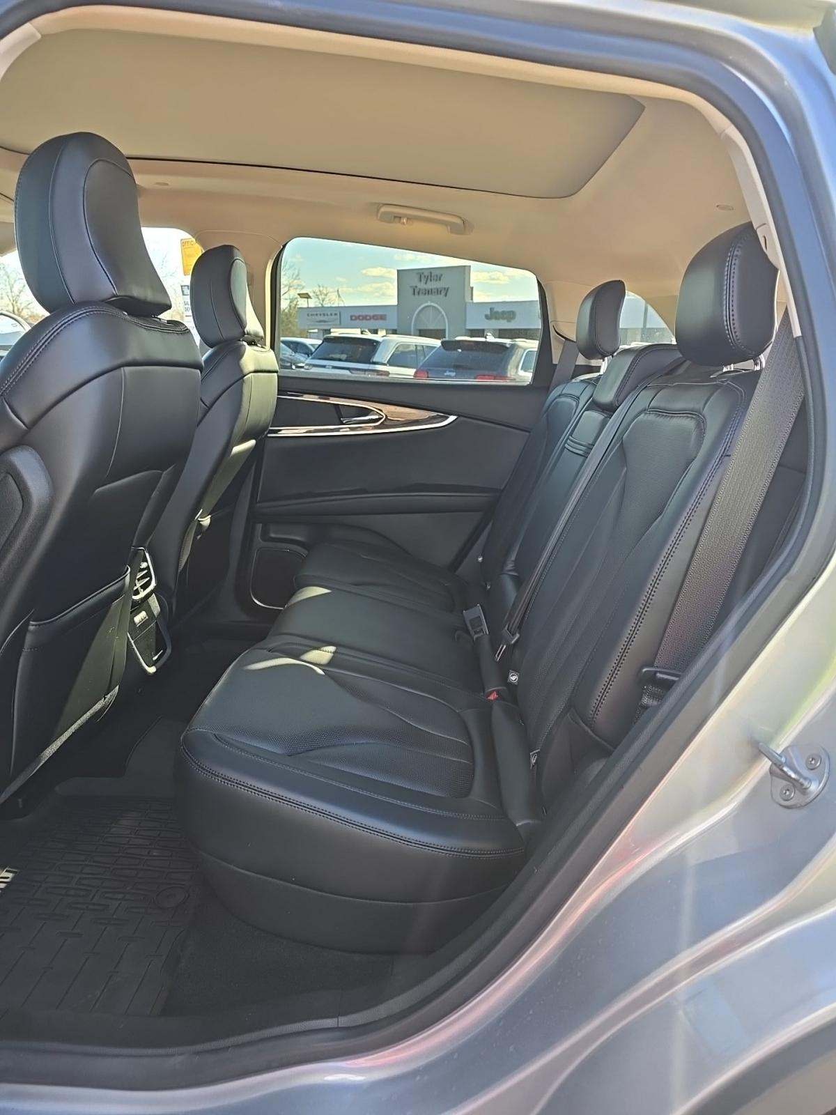 2022 Lincoln Nautilus Reserve AWD