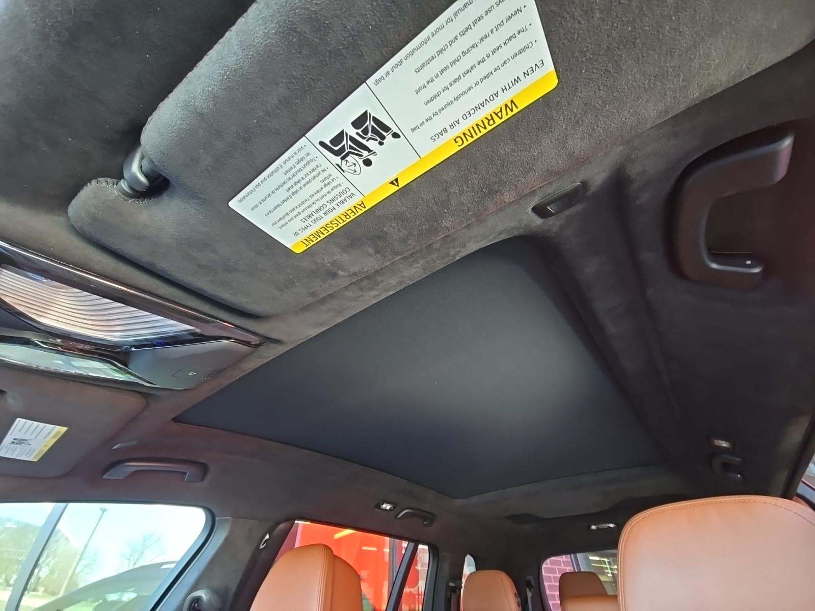 2023 BMW X7 M60i AWD