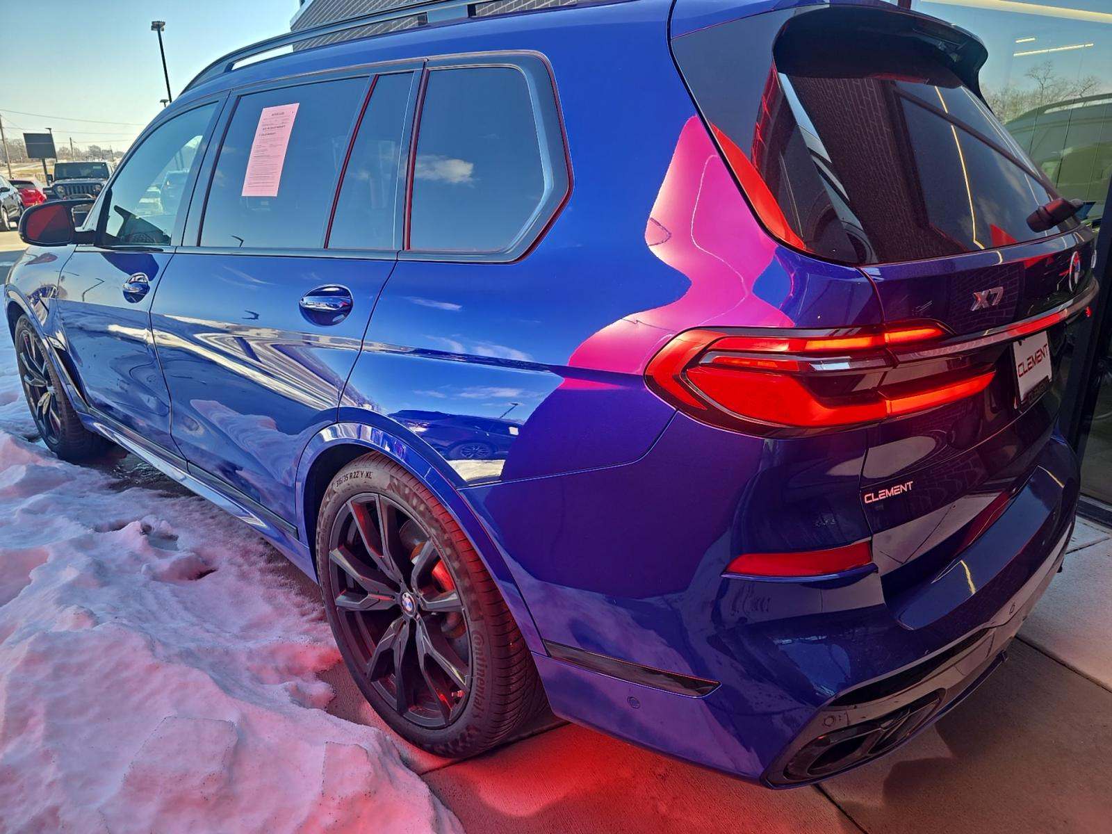 2023 BMW X7 M60i AWD