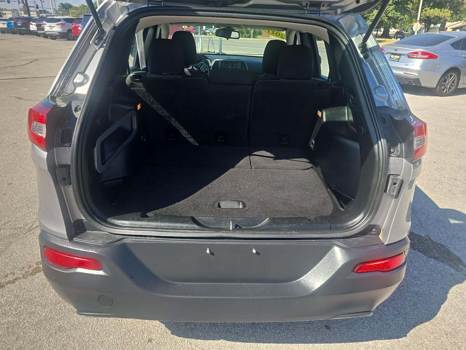 2017 Jeep Cherokee Sport AWD