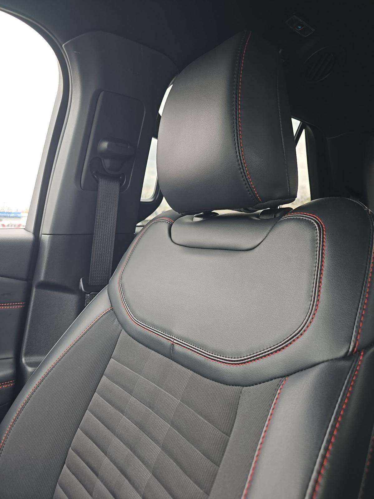 2025 Ford Explorer ST-Line AWD