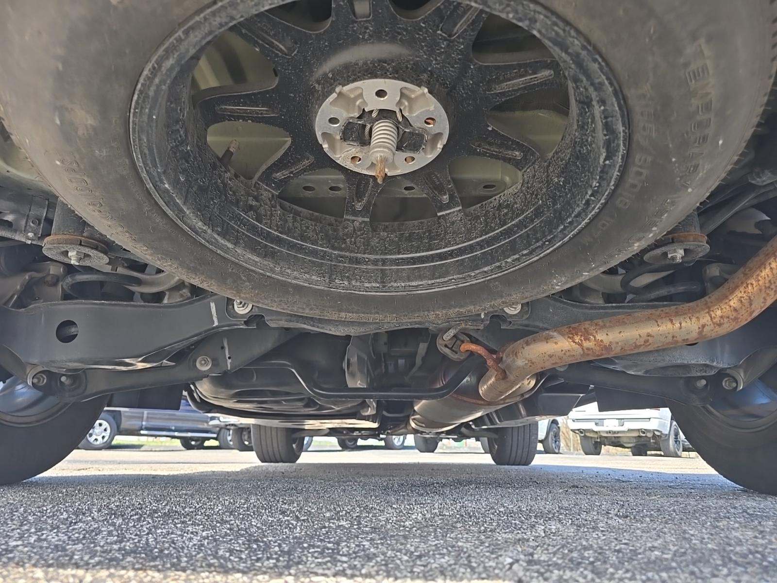 2025 Nissan Pathfinder SV FWD